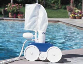 http://cheappoolsandcoolstuffs.cowblog.fr/images/automaticpoolcleaner2.jpg